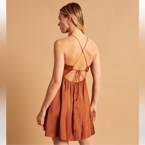 Abercrombie & Fitch Satin Ruched Floral Mini Dress - Picture 6 of 7